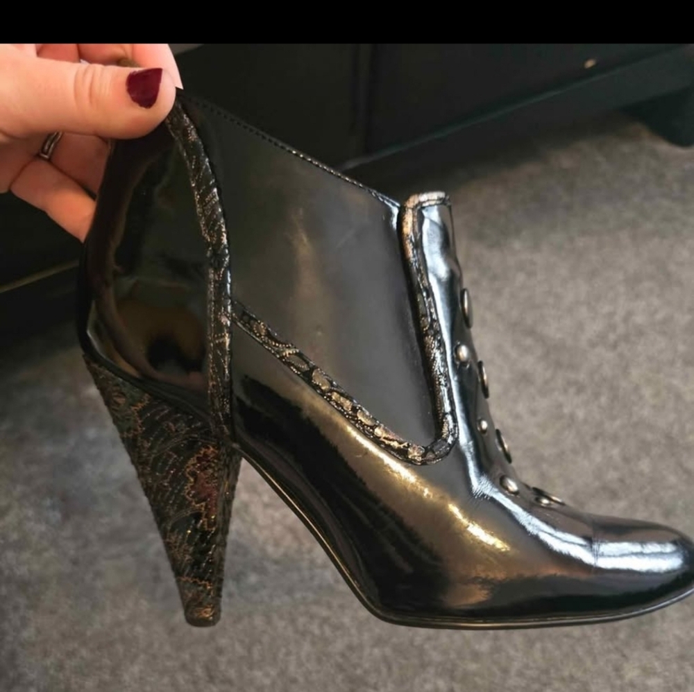 Sharif Black Ankle Boots